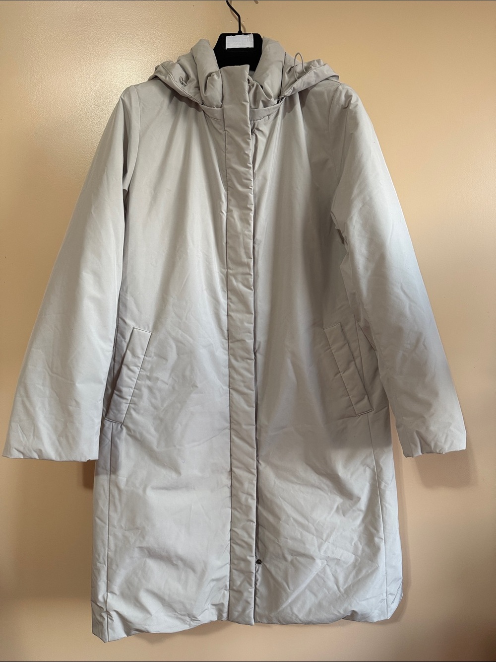 Uniqlo Light Gray Hooded Puffer Coat